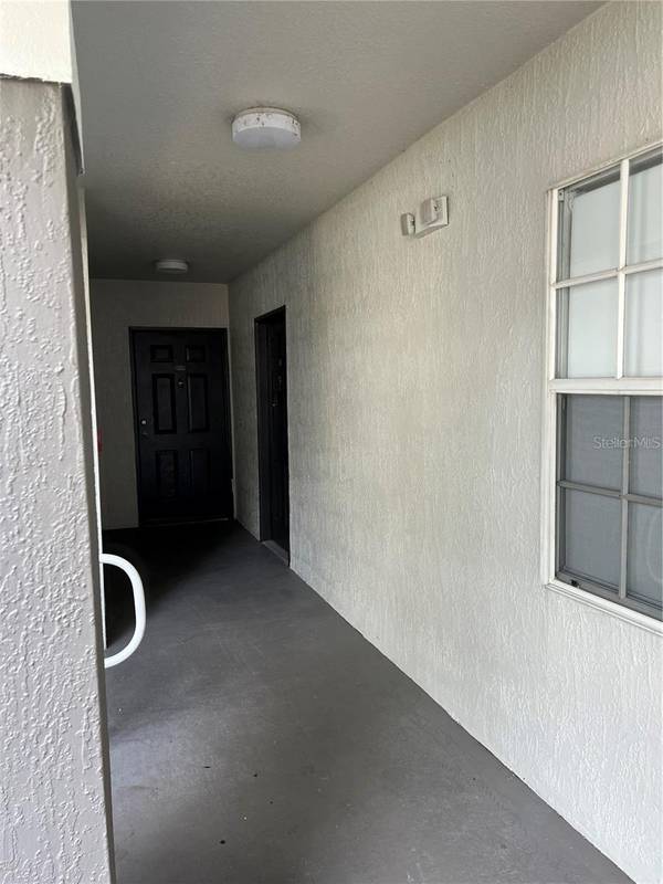 13905 FAIRWAY ISLAND DR #1013, Orlando, FL 32837