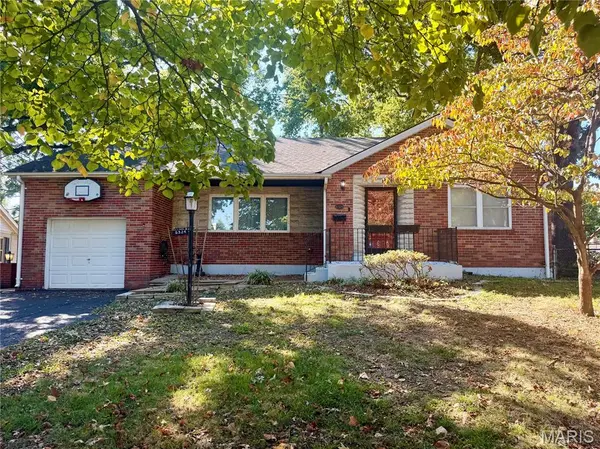 6324 Gramond DR, St Louis, MO 63123