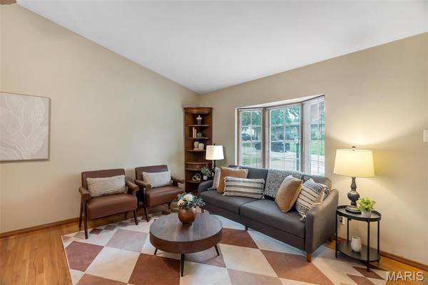 777 Southshire DR, St Louis, MO 63125