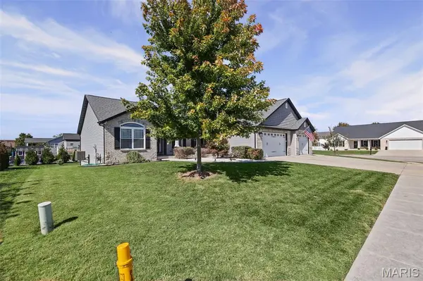 1015 Kankakee TRL, Mascoutah, IL 62258