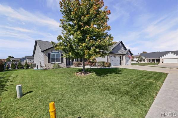 1015 Kankakee TRL, Mascoutah, IL 62258