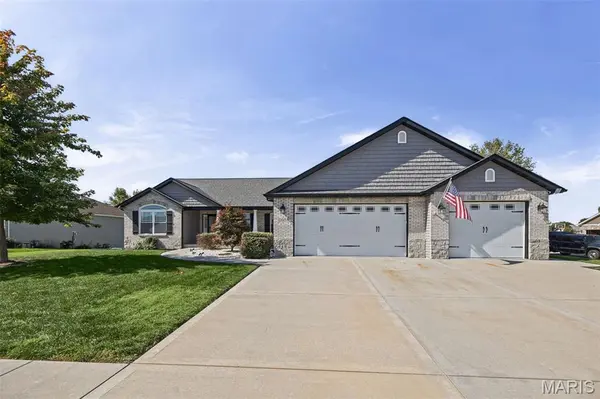 1015 Kankakee TRL, Mascoutah, IL 62258