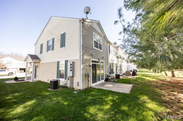 2058 Celebration Park CIR, Belleville, IL 62220