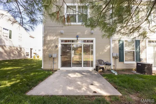 2058 Celebration Park CIR, Belleville, IL 62220