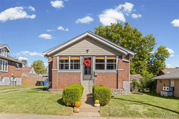 6409 Colver AVE, St Louis, MO 63123