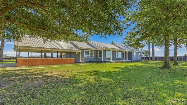1702 County Road 634, Cardwell, MO 63829