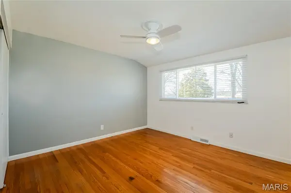 4243 Ashwick TER, St Louis, MO 63128