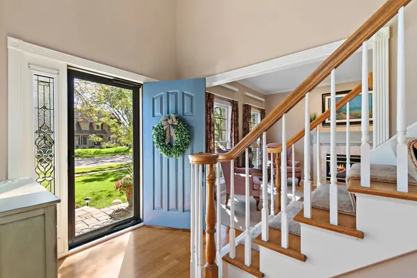 924 Merrill New RD, Sugar Grove, IL 60554