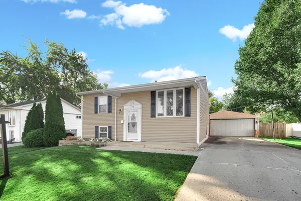 323 Karen AVE, Romeoville, IL 60446
