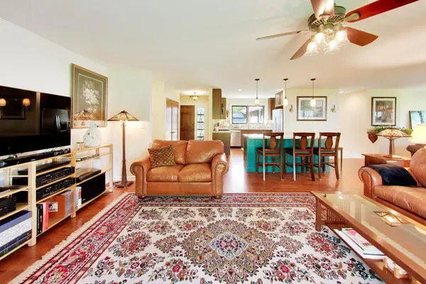 544 Fox Glove LN, Barrington, IL 60010
