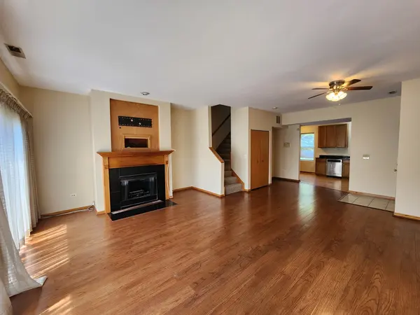 2363 E 70th PL #B, Chicago, IL 60649