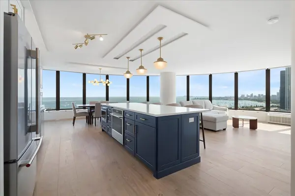 505 N Lake Shore DR #2110-11, Chicago, IL 60611