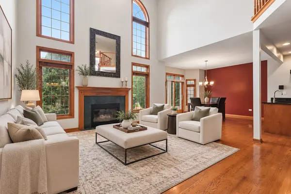 11156 Karen DR, Orland Park, IL 60467