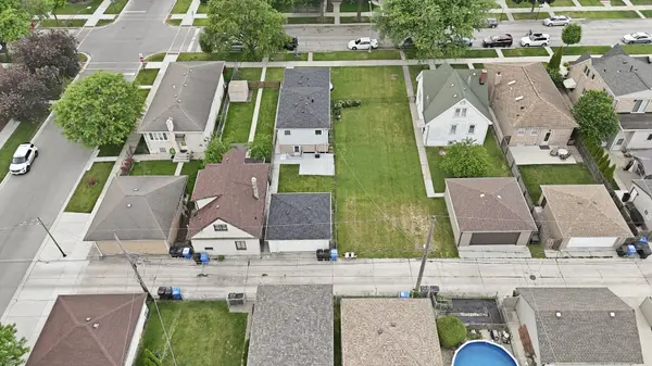 5253 S Moody AVE, Chicago, IL 60638