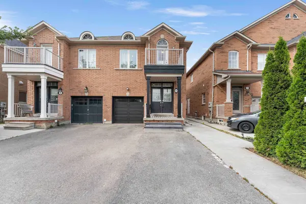 93 Arco CIR, Vaughan, ON L6A 3Z6