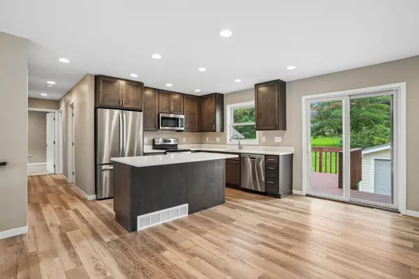 1208 W 4th ST, Cedar Falls, IA 50613