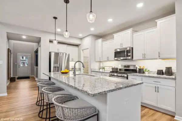 6641 Sky DR, Schererville, IN 46375