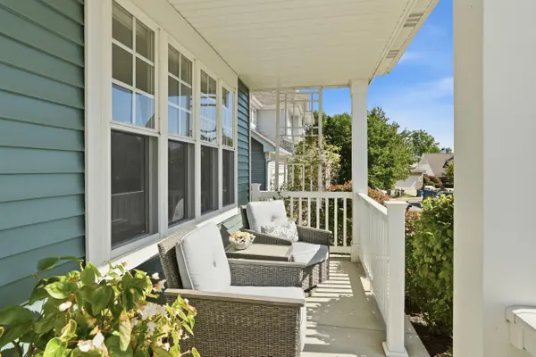 1909 Garland Circle, Valparaiso, IN 46383