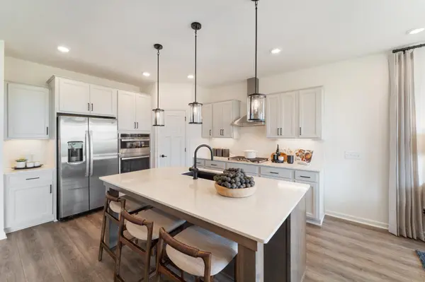 251 Meadow WAY, Elko New Market, MN 55054