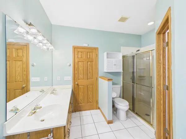 12999 Garvin Brook LN, Apple Valley, MN 55124