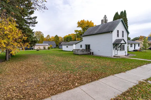 313 Lincoln AVE, Crookston, MN 56716