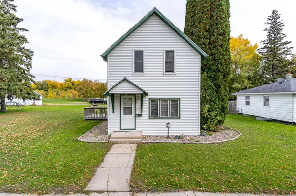 313 Lincoln AVE, Crookston, MN 56716