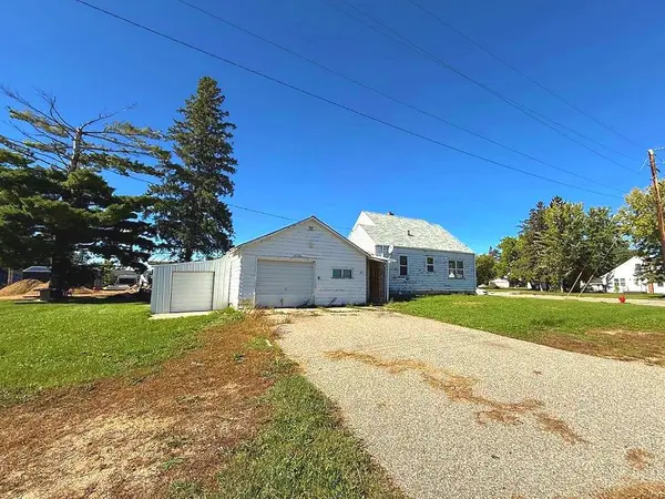 221 Minnesota AVE E, Sebeka, MN 56477