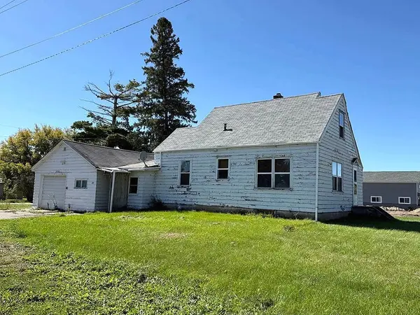221 Minnesota AVE E, Sebeka, MN 56477