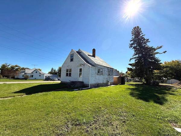 221 Minnesota AVE E, Sebeka, MN 56477