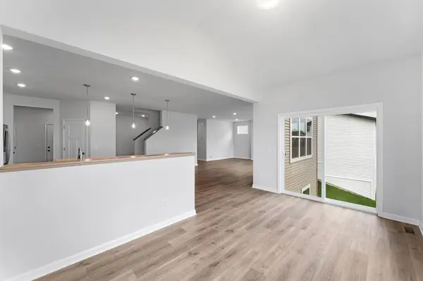 1026 Oakwood LN, Delano, MN 55328