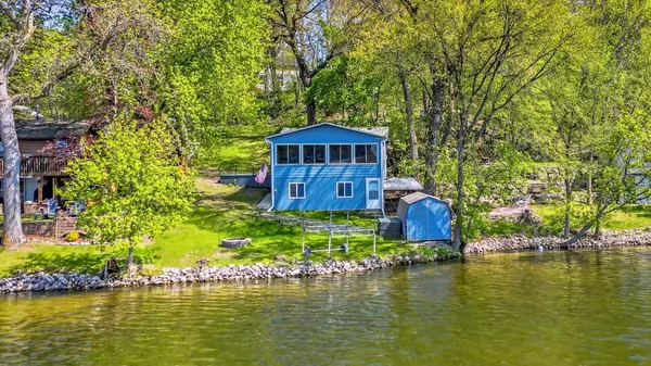 16266 109th ST NW, South Haven, MN 55382