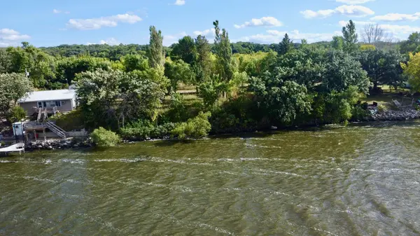 5655 Lakefront DR, Browns Valley, MN 56219
