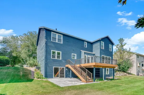 8848 Everest LN N, Maple Grove, MN 55311