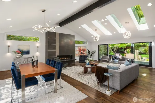 12750 NE 35th PL, Bellevue, WA 98005