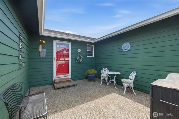 3226 64th AVE NE, Marysville, WA 98270