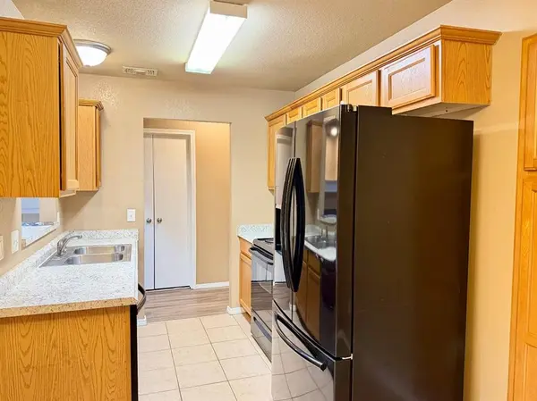 421 Sterling Pointe WAY, Edmond, OK 73003