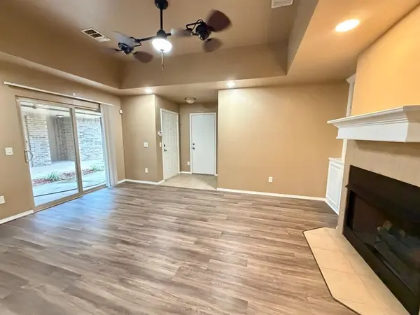421 Sterling Pointe WAY, Edmond, OK 73003