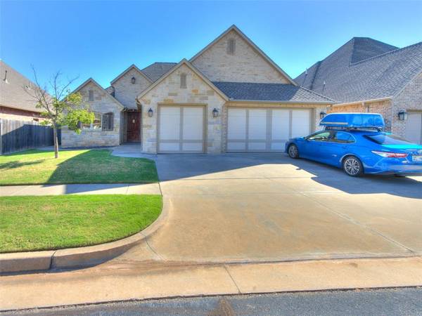 10324 Veneto CIR, Oklahoma City, OK 73120