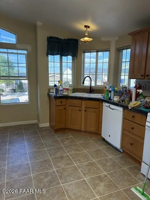 1121 Leslie ST, Prescott, AZ 86301