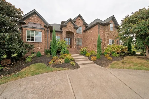 2818 Roddy Bridge Rd, Thompsons Station, TN 37179