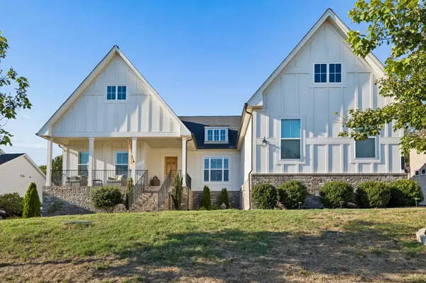 7008 Fiddlers Glen Dr, Arrington, TN 37014