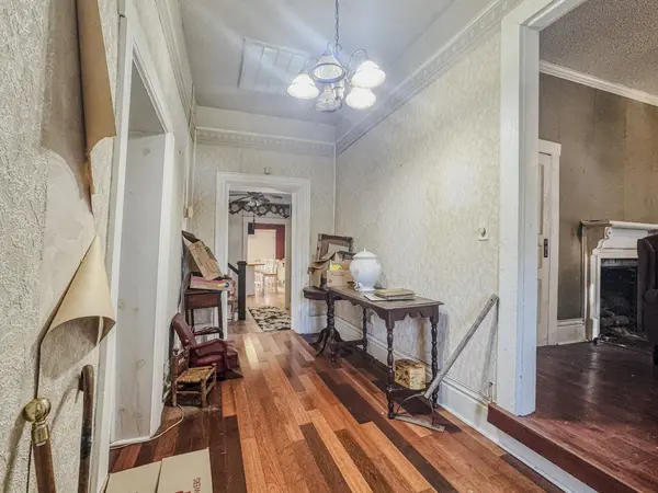 405 E Main St, Hartsville, TN 37074