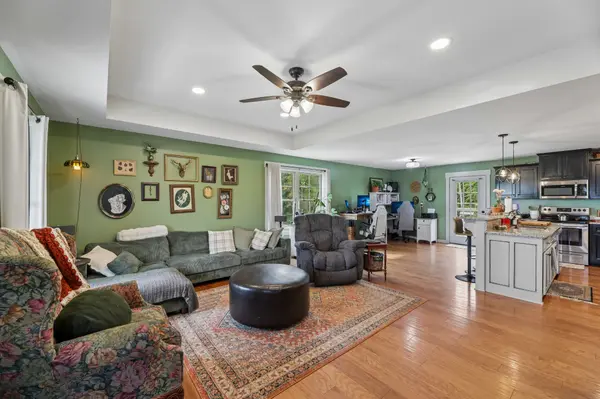 724 Kirbytown Rd, Lafayette, TN 37083