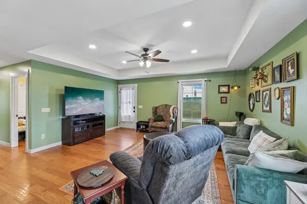 724 Kirbytown Rd, Lafayette, TN 37083
