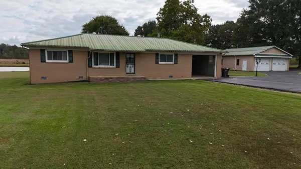 1065 Poplar Springs Rd, Huntingdon, TN 38344