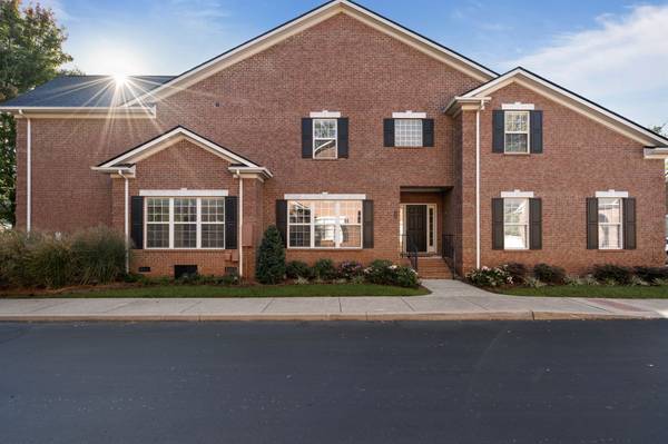128 Brilliantine Cir, Franklin, TN 37064