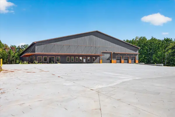 3757 Donelson Pkwy, Dover, TN 37058