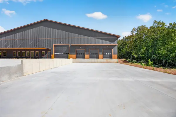3757 Donelson Pkwy, Dover, TN 37058