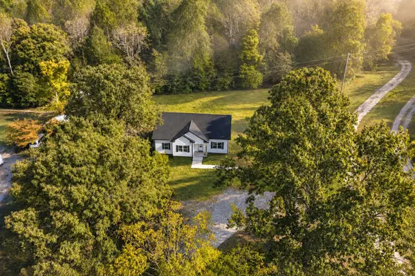 4146 Hwy 48 North, Charlotte, TN 37036