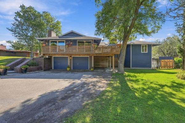2242 N Redbud Ln, Wichita, KS 67204